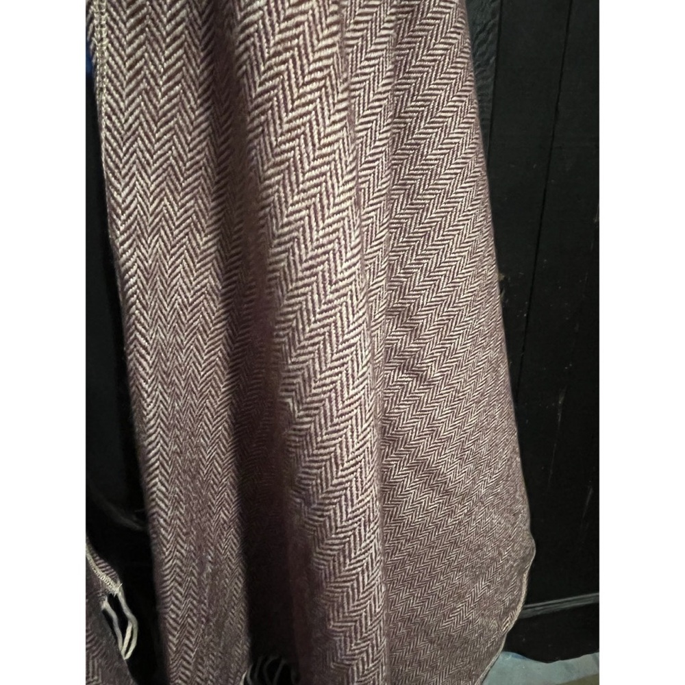 NWT Nordstrom Cape - Picture 2 of 5